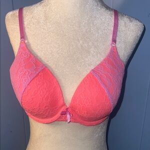 Victoria secret 36 B Lace lined perfect cover Bra in Pink/purple